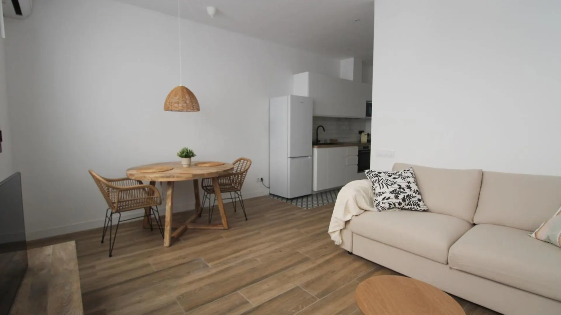 El Niu Apartamentos Con Terraza Camp Nou L'Hospitalet de Llobregat Apartment